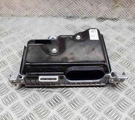 Tesla Model 3 Other devices 149731900E 156930300A
