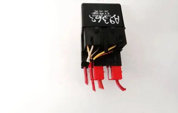 Seat Alhambra (Mk1) Other relay 7m0941597 95vw-13k-043aa