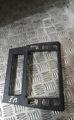 Radio/GPS head unit trim