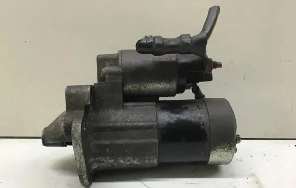 Renault Scenic II - Grand scenic II Starter motor M000T87881