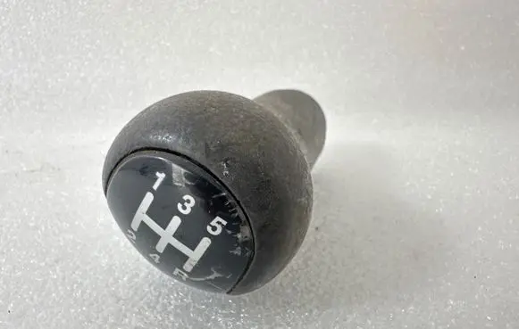 Ford Fiesta Gear lever shifter trim leather/knob 002323501