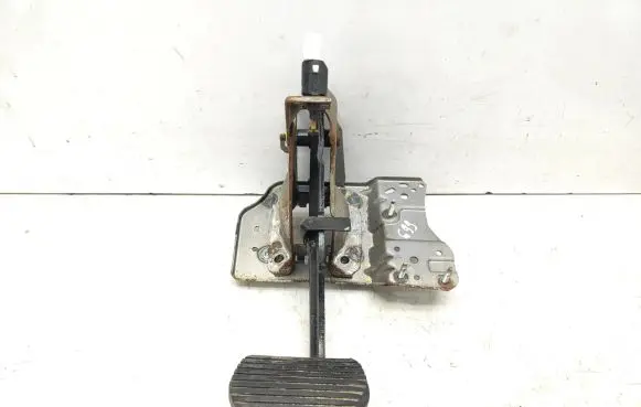 Citroen C3 Pluriel Brake pedal