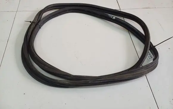 Citroen C5 Trunk rubber seal (body) 