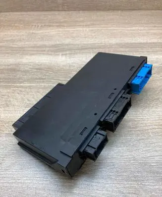 BMW 5 F10 F11 Central body control module 9244393 10681810