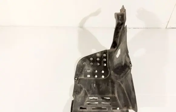 Ford Maverick Engine splash shield/under tray E11256341