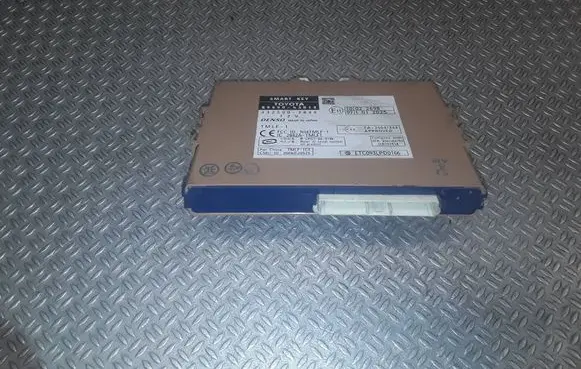 Lexus IS 220D-250-350 Other control units/modules 8999053014