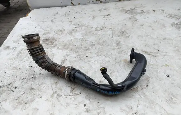 Renault Twingo II Intercooler hose/pipe 8200645723