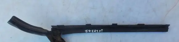 BMW Z4 E89 Rubber seal sliding door (on door)