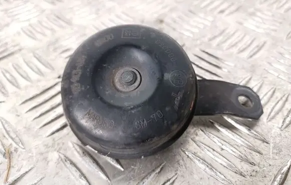 Toyota Prius (XW30) Horn signal 8651028130