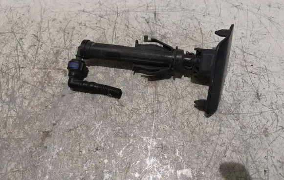 Volkswagen Golf VII Headlight washer spray nozzle 5G0955966