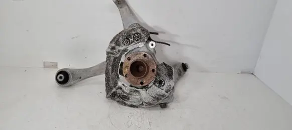 BMW 5 F10 F11 Front wheel hub 6777751