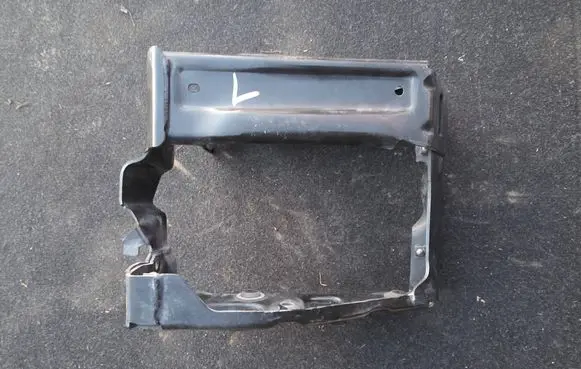 BMW 5 G30 G31 G38 Radiator support slam panel bracket 18583110 7357183 220081502907