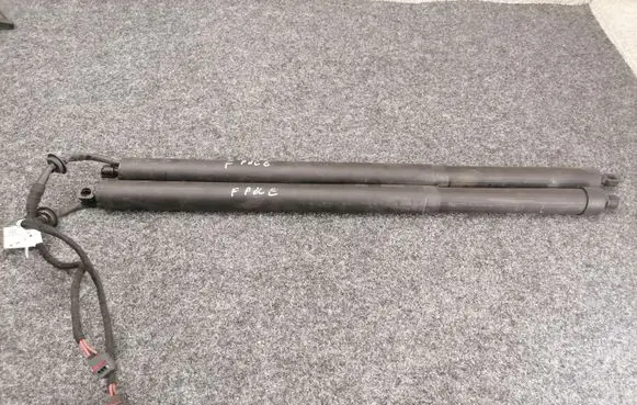 Jaguar F-Pace Soft lock spindle drive HK8370354AD HK8370354