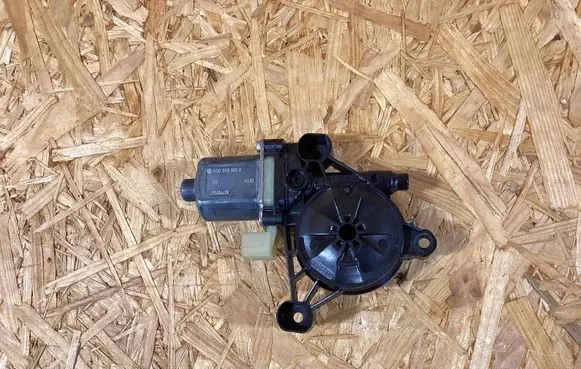 Porsche Macan (95B) Folding roof motor 5q0959801a
