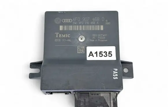 Audi A6 S6 C6 4F Gateway control module 4F0907468D 4F0910468A