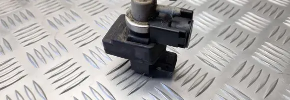 Renault Espace IV Turbo solenoid valve 36611200 8200220451
