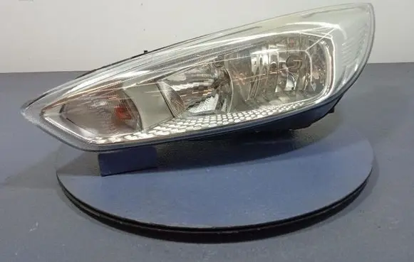 Ford Focus ST Headlight/headlamp F1EB13W030AE