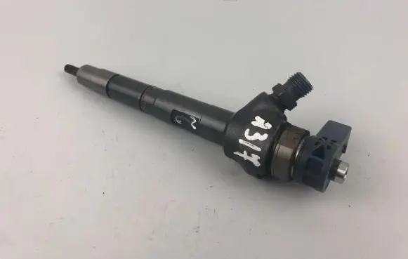 Audi A4 S4 B9 Fuel injector 04L130277AK