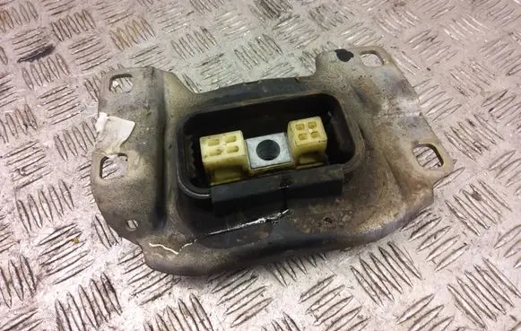 Ford Kuga II Gearbox mount V617M121