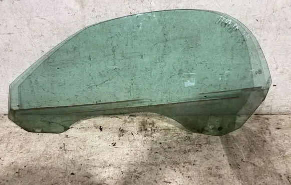 Audi TT TTS Mk2 Front door window/glass (coupe) 43R000470