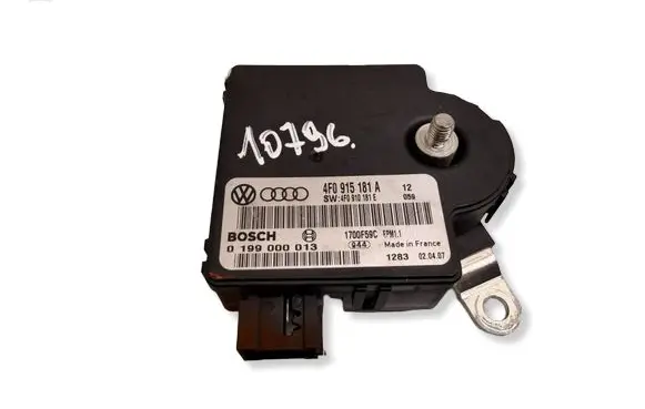 Audi A6 S6 C6 4F Power management control unit 4F0915181A