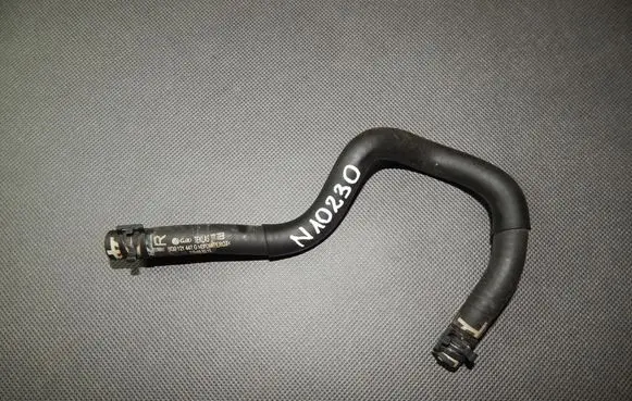 Volkswagen Golf VII Engine coolant pipe/hose 5Q0121447G