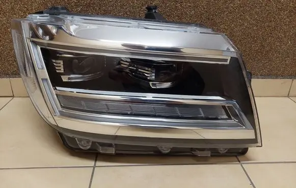 Volkswagen Grand California Headlight/headlamp 7C1941036B