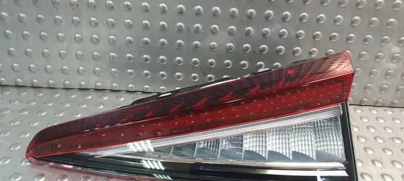 Skoda Enyaq iV Tailgate rear/tail lights S26380556 5LG945308C