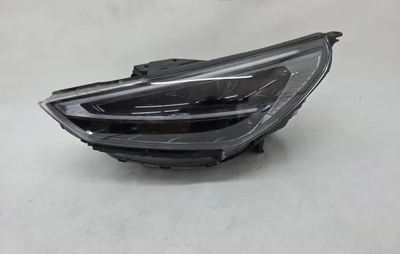 Hyundai i30 Headlight/headlamp 92101G4600