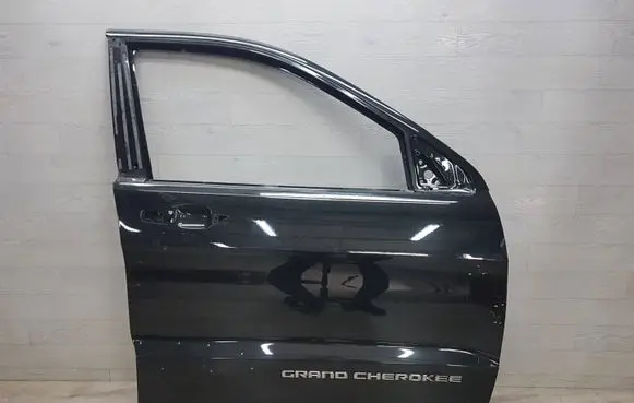 Jeep Grand Cherokee Front door