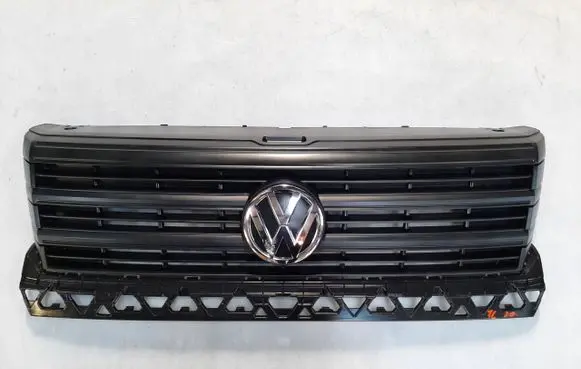 Volkswagen Crafter Front bumper upper radiator grill 7C0853653L