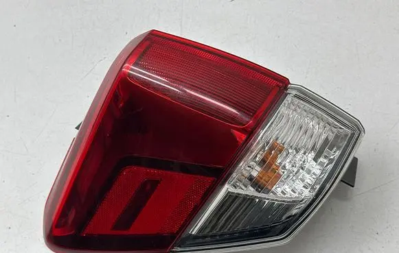 Subaru Forester SK Rear/tail lights 84201SJ030