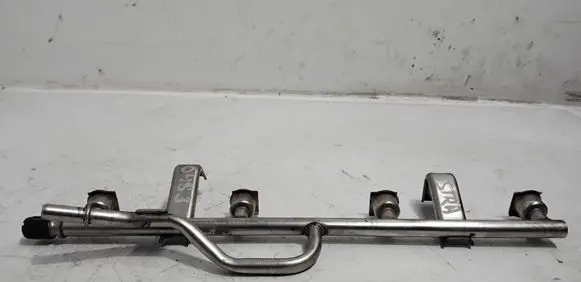 Opel Astra H Fuel main line pipe