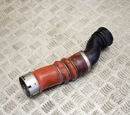 BMW 5 F10 F11 Intercooler hose/pipe 7583728