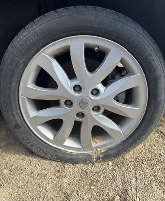 Renault Laguna III R17 alloy rim 