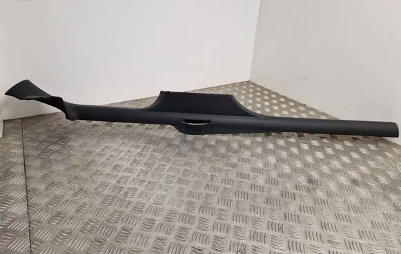 Skoda Octavia Mk4 Other sill/pillar trim element 5E3853371