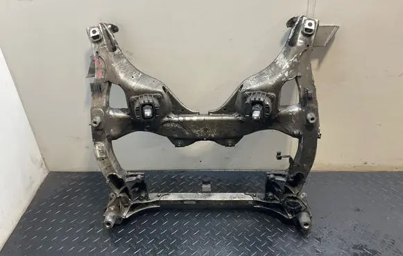 BMW 5 GT F07 Front subframe 6778359 6775761 ENAC44000