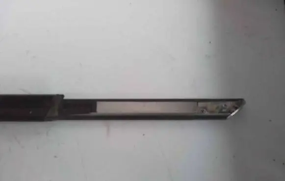 Chrysler 300C Front door trim (molding)