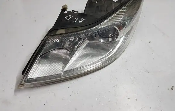 Skoda Octavia Mk2 (1Z) Headlight/headlamp 1Z2941015FIAUTOP52 1Z2941015F 1LL24705203