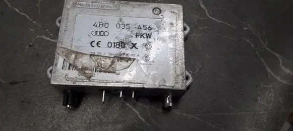Audi A8 S8 D2 4D Voice control module 4b0035456