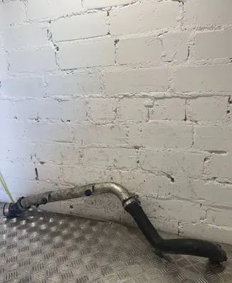 Audi Q7 4L Intercooler hose/pipe 7L6145943B