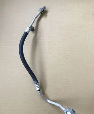 Subaru Legacy Air conditioning (A/C) pipe/hose 73424AL01A