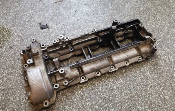 Mercedes-Benz ML W164 Rocker cam cover A6420101230