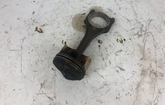 Audi A6 C7 Piston with connecting rod 06EAF