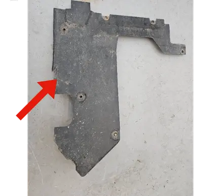 Audi A8 S8 D2 4D Other under body part 4D0018958B