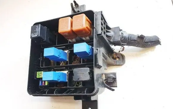 Nissan Leaf I (ZE0) Fuse box set 7154745130