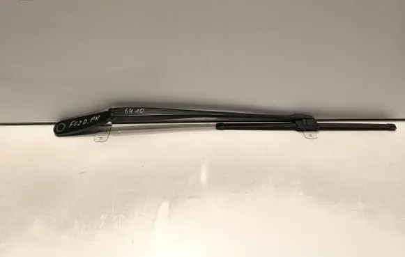 BMW 7 F01 F02 F03 F04 Front wiper blade arm 7182594 00346