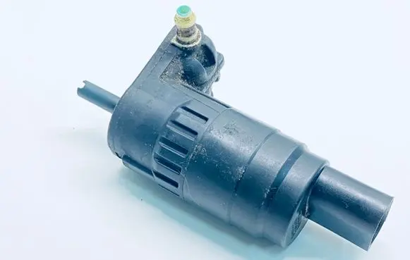 Skoda Superb B6 (3T) Windscreen/windshield washer pump 1K6955651