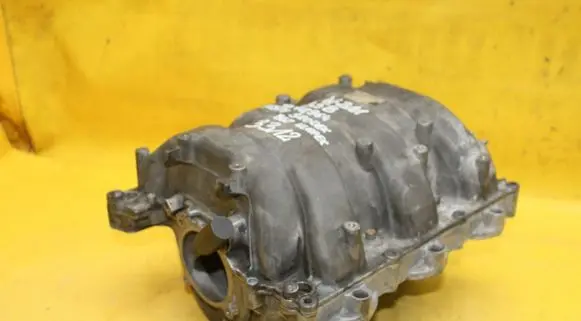 Mercedes-Benz E W211 Intake manifold A2721402201