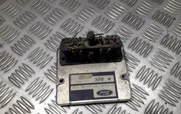 Ford Mondeo MK I Engine control unit/module 93bb9f480cb 93bb-9f480-cb